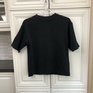 Uniqlo women’s oversized t-shirt